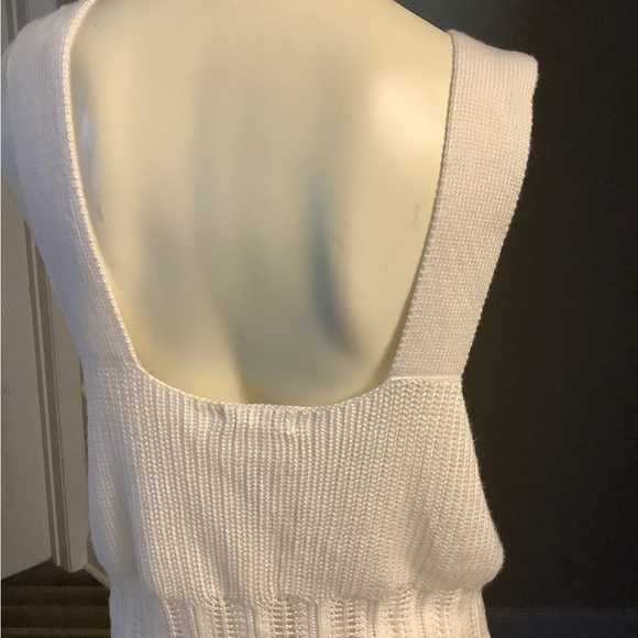 Jolie&Joy:Sweater Top NWOT
Size 1X 100%Acrylic - Picture 6 of 6